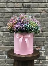 Цветочная композиция из Гипсофила и Розы в шляпной коробке в Дергачах