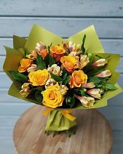Букет цветов из:  Альстромерии и Розы в Дергачах