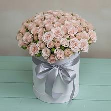 Цветочная композиция из Розы в шляпной коробке в Дергачах