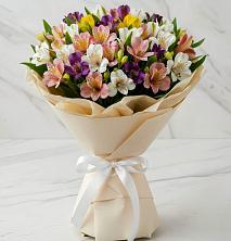Букет цветов из:  Альстромерии в Дергачах
