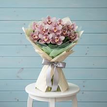 Букет цветов из:  Орхидеи и Розы в Дергачах