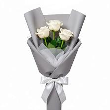 Букет 3 белые розы в Дергачах
