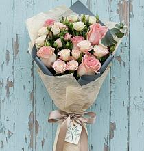 Букет цветов из:  Розы в Дергачах