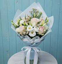 Букет цветов из:  Розы и Лизиантусы #REPLACE_PRED# Дергачах