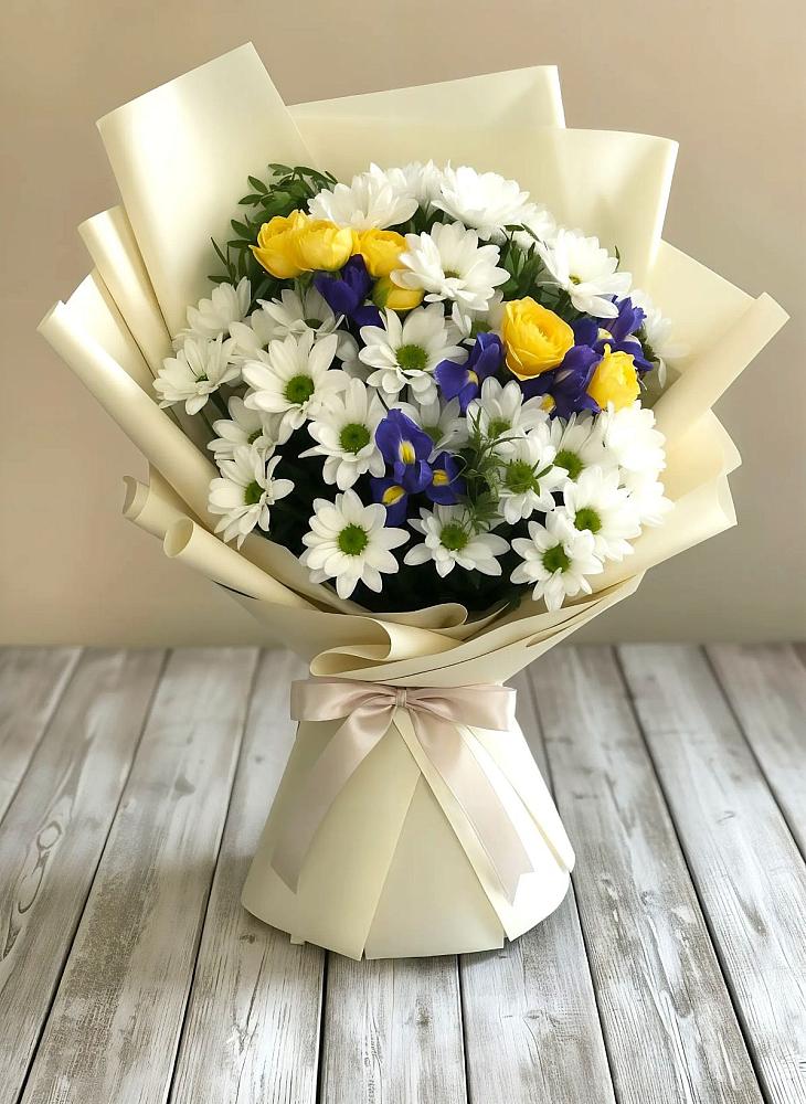 Букет цветов из: Ирисы, Хризантемы и Розы в Дергачах